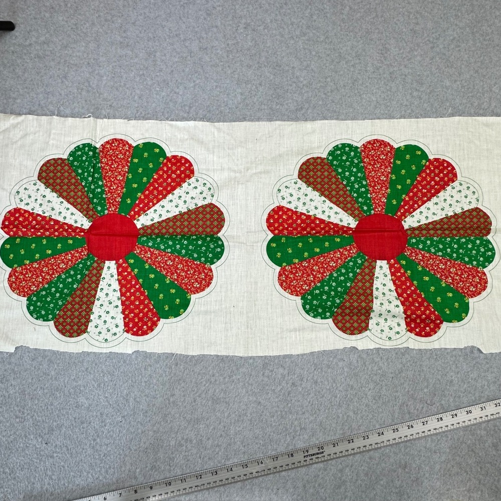 Vtg Dresden Plate Quilt Block Fabric Panel Red Green Christmas Holiday 40x17
